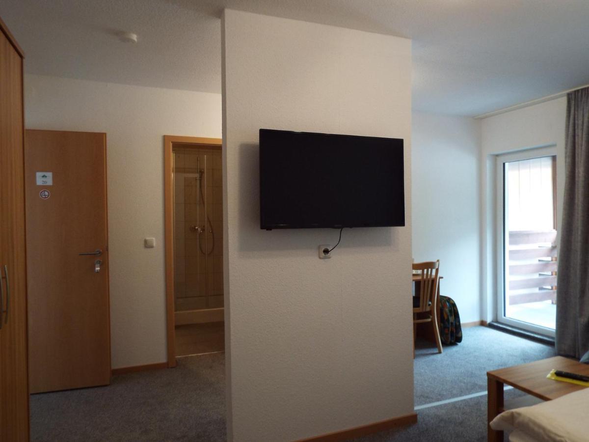 Hotel Garni Zum Reinhardswald Gewissenruh Buitenkant foto