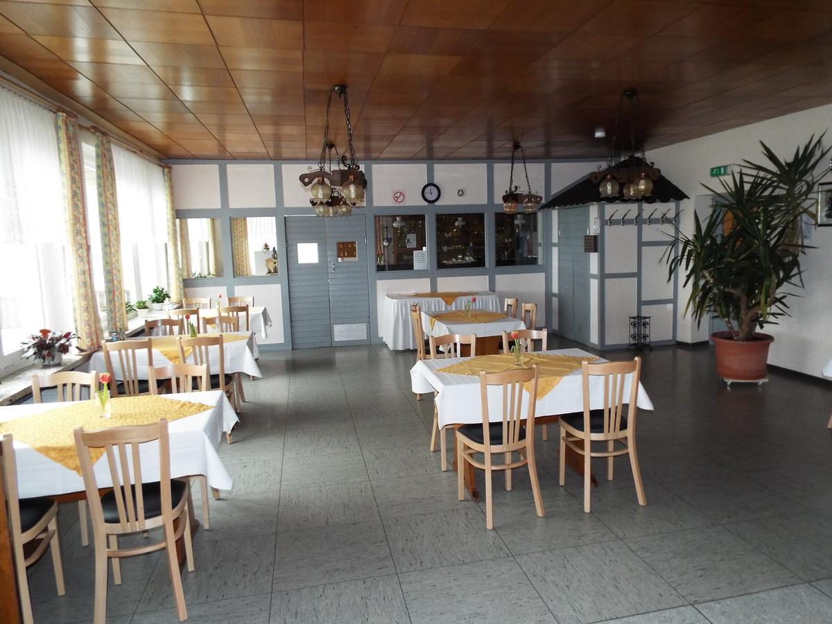 Hotel Garni Zum Reinhardswald Gewissenruh Buitenkant foto