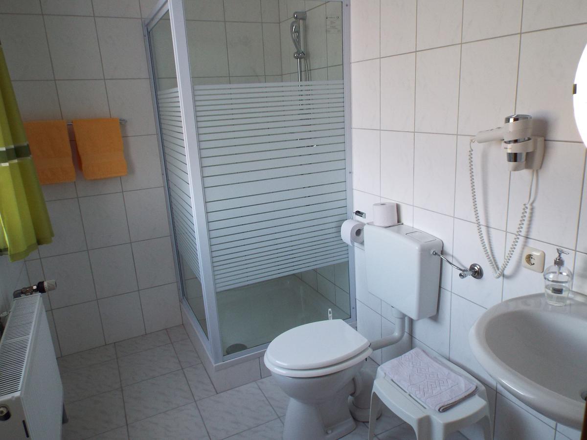 Hotel Garni Zum Reinhardswald Gewissenruh Kamer foto